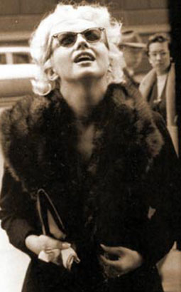 Marilyn shopping at Elizabeth Arden, New York City, March, 1955.