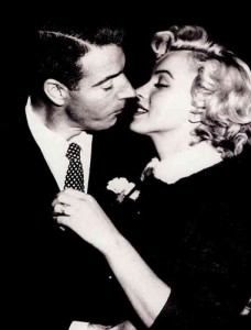 Marilyn-Monroe-Joe-DiMaggio-Wedding-Day