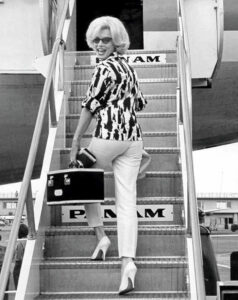 Marilyn Monroe Bags  Marilyn Monroe Women Medium Tan Purse..
