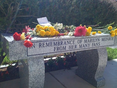 Marilyn Monroe Memorial Bench Dedication