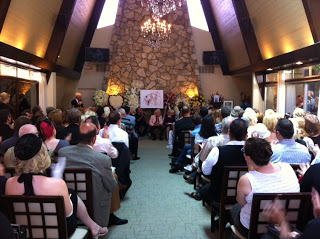 Greg Schreiner introduces audience members who knew #MarilynMonroe