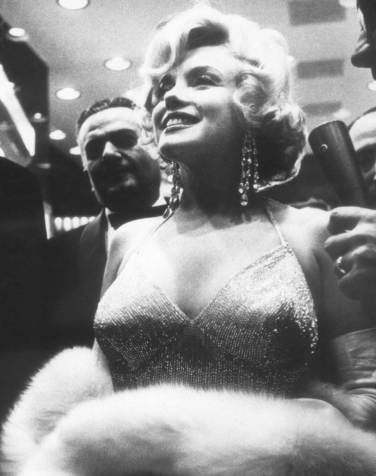 MarilynMonroe0000150_jpg